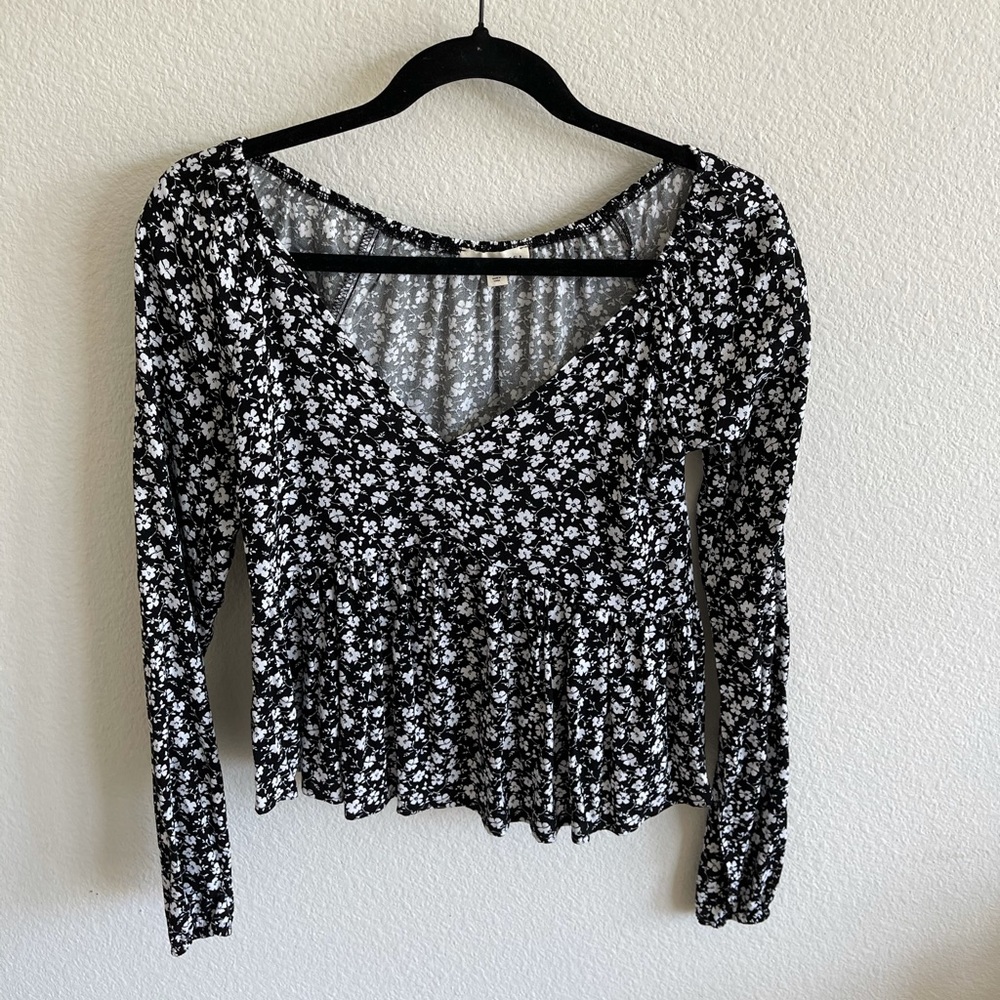 Black and white floral shirt!